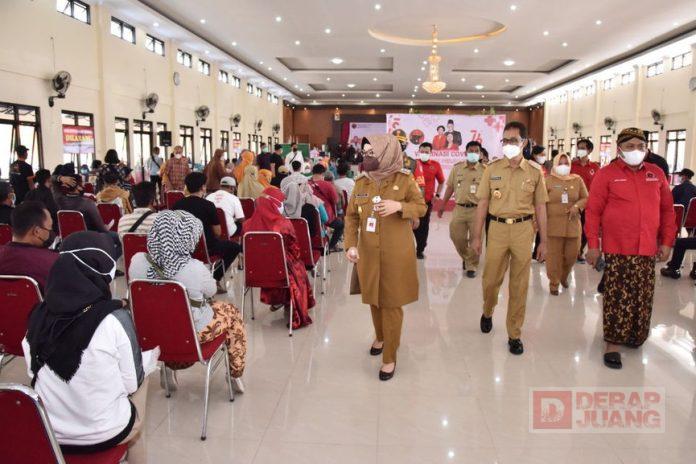 Gerakkan Mesin Partai, DPC PDI Perjuangan Sukoharjo Gelar Vaksinasi