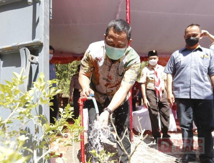 Hendi Dorong Masyarakat Ikut Kelola Air Bersih