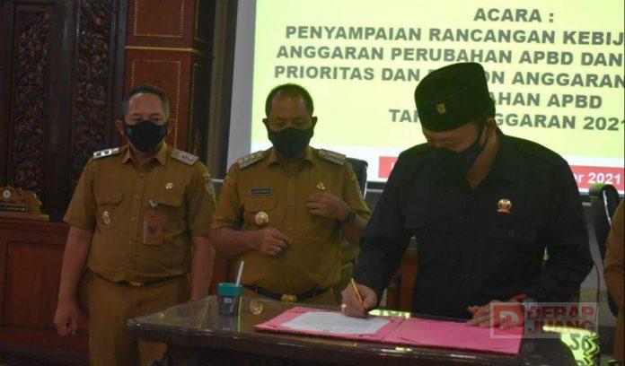 Ikuti Rapat Paripurna, Bagus Saya Harap Daya Saing Pembangunan Daerah Tinggi