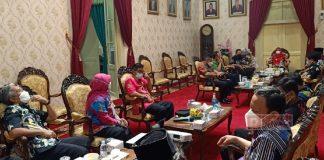 Jaring Pendapat, Mbak Eisti Kumpulkan Kabag di Lingkungan Setda