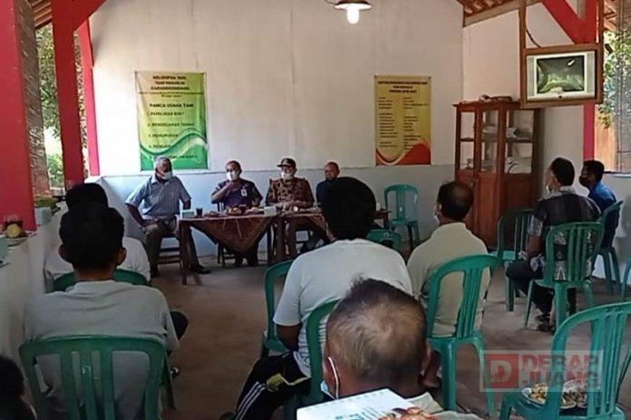 Lewat Pokir, Hengki Dampingi GAPOKTAN Karanggondang Peternak Sapi