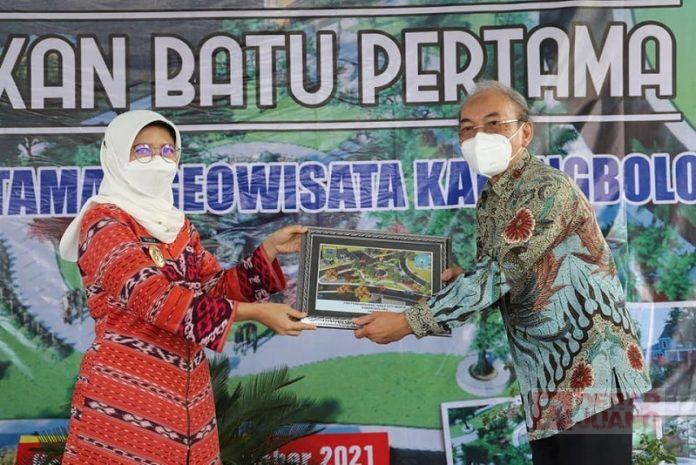 Mbak Rista; Pembangunan Taman Geowisata Kita Jadikan Etalase Promosi Geopark