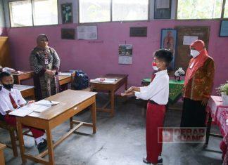 Mbak Yuni Tinjau Pelaksanaan PTM di Sragen