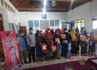 Melalui Fraksi, Mbak Puan Berikan Bantuan Makanan Tambahan Kepada Balita dan Bumil
