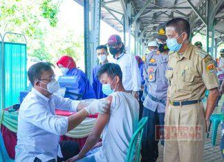 Momentum HUT Kereta Api ke-76, Edy Wuryanto Selenggarakan Vaksinasi di Stasiun Kedungjati