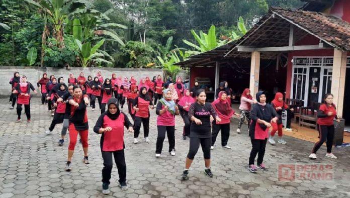 Perkuat Imun,Timbul Susilo Gelar Senam Sehat Bersama Kader Partai
