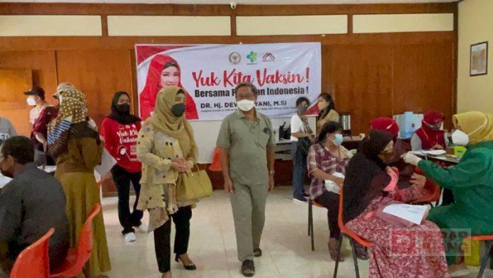 Perkuat Toleransi Beragama, Dewi Aryani Gelar Vaksinasi Di MWC NU dan Gereja