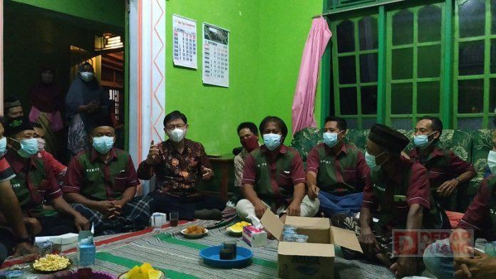 Sambil Ngopi, Bambang Sutrisno Akomodir Keluhan Warga Sempor