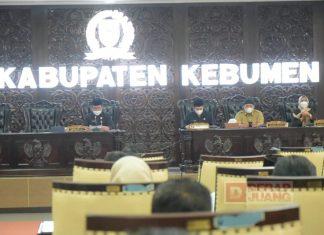 Sarimun Pimpin Rapat Paripurna Pemberhentian Unsur Pimpinan DPRD Kebumen