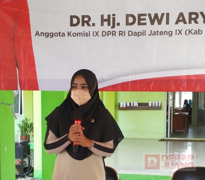 Seregarakan PTM Tatap Muka, Dewi Aryani Gelontorkan 20.000 Dosis Vaksin