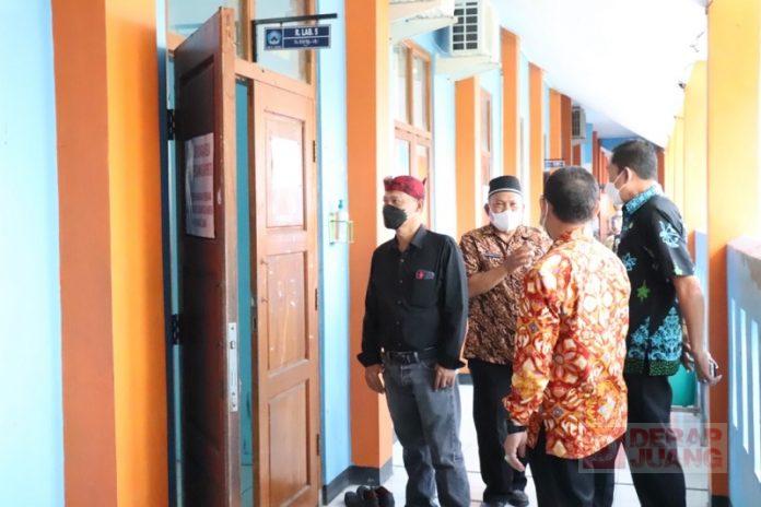 Slamet; Semangat, dan Banggakan Kabupaten Demak