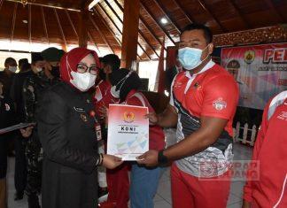 Sri Sumarni: Torehkan Prestasi di Tanah Papua, Banggakan Grobogan