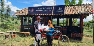 Tak Kenal Lelah, Munawir Sempatkan Diri Beri Bantuan ke Masyarakat