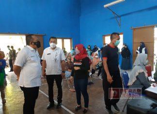 Tinjau Vaksinasi Massal, Rober Harap Karanganyar Segera Rampung Vaksinasi