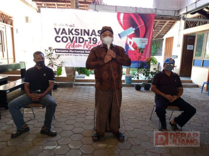 Tinjau Vaksinasi di Gereja, Gus Nabil Demi Terciptanya Herd Imunity