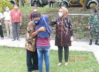 Usai Jalani Karantina 10 Hari, 66 Siswa SMP Negeri 4 Mrebet Dipulangkan