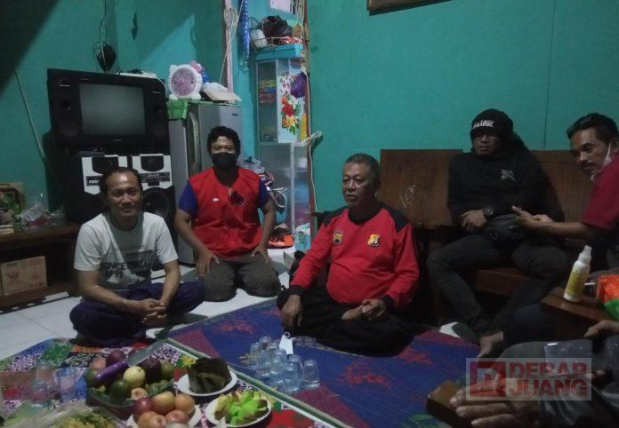 Wujud Solidaritas Kader Banteng Cilacap Selatan