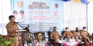 Afif Nurhidayat Serahkan PTSL dan Tinjau Produk Lokal Masyarakat Kalikajar