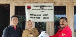 Bersama KomandanTe, Etik Salurkan Bansos pada Yatim Piatu