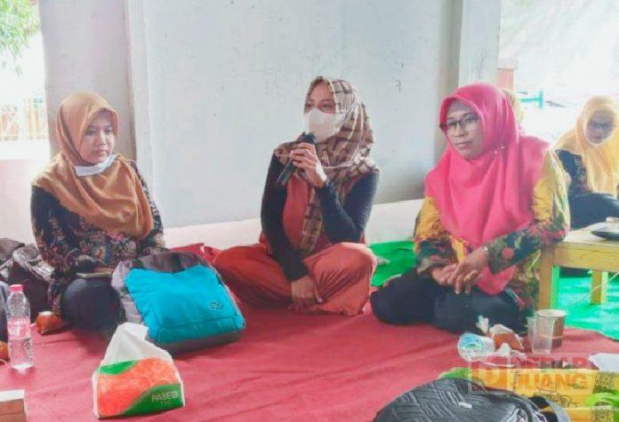 Ciptakan Lingkungan Belajar Bekualitas, Rita Iryanti Gelar Sosialisasi Bersama Guru PAUD (2)