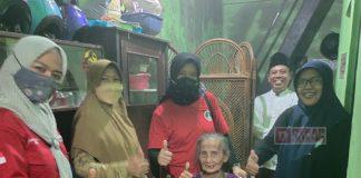 Depwan Kota Pekalongan Salurkan Kursi Roda dari Mas Dede