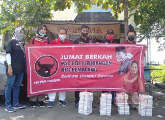 Jumat Berkah, Kader PDI Perjuangan Pemalang Bagikan 200 Paket Makanan