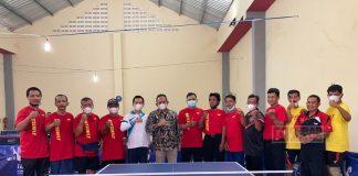 Rober Buka Pertandingan Tenis Meja di Desa Jatikuwung
