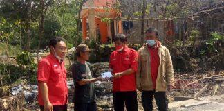 Rumah Kadernya Dilalap Si Jago Merah, Junaedi Berikan Bantuan