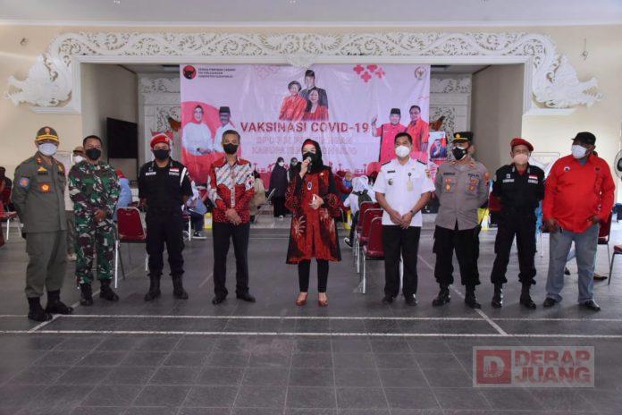 Target 70 %, Bupati Sukoharjo Gencar Pantauan Vaksinasi