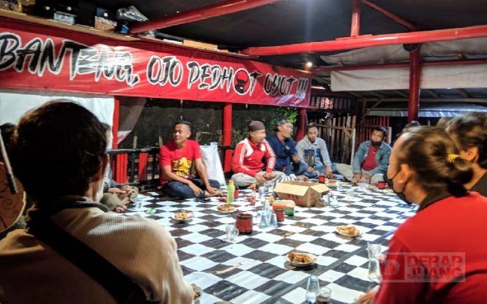 Terima Keluhan Pedagang Ayam, AYK Siap Teruskan Aspirasi (2)