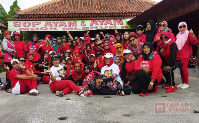 Tingkatkan Imunitas Tubuh, Srikandi PDI Perjuangan Klaten Adakan Senam Sehat Bersama