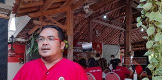 Vaksinasi Dosis Kedua, Ribuan Warga Masaran Serbu rumah Sugiyamto