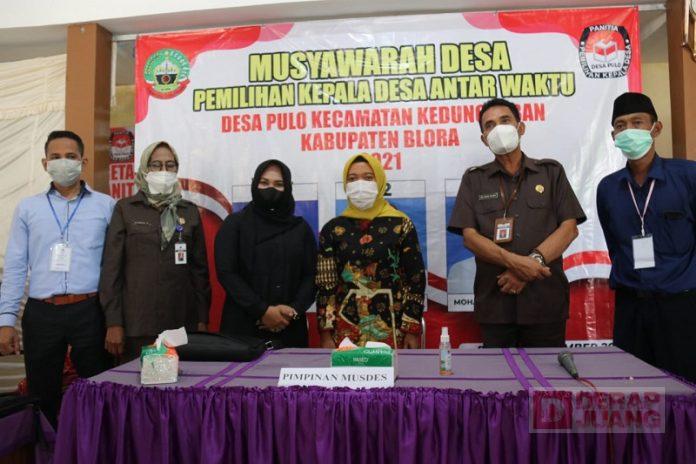 Aman Terkendali, Mbak Etik Monitoring Pemilihan Kepala Desa Pulo