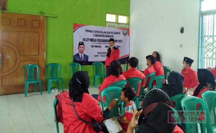 Bakti pada Masyarakat, Widodo Berikan Bantuan Traktor