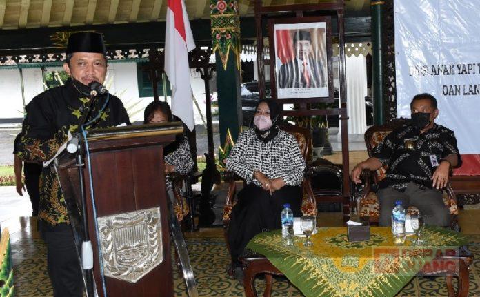 Bentuk Kepedulian Sosial, Afif Nurhidayat Serahkan ATENSI