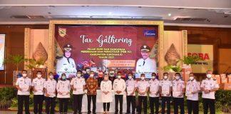 Berikan Penghargaan, Etik Suryani Berharap Ada Peningkatan Realisasi PBB