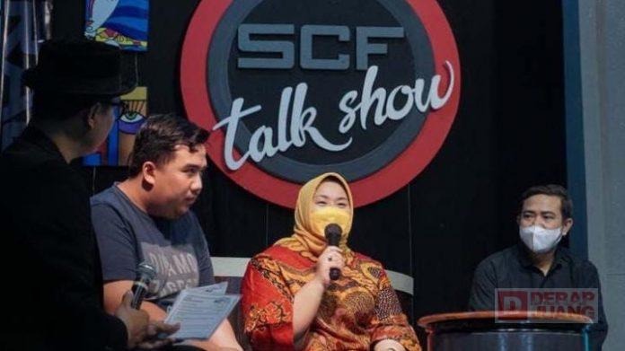 Berikan Perhatian Kepada Seniman, Bupati Yuni Jadi Pembawa Acara SCF ke-16