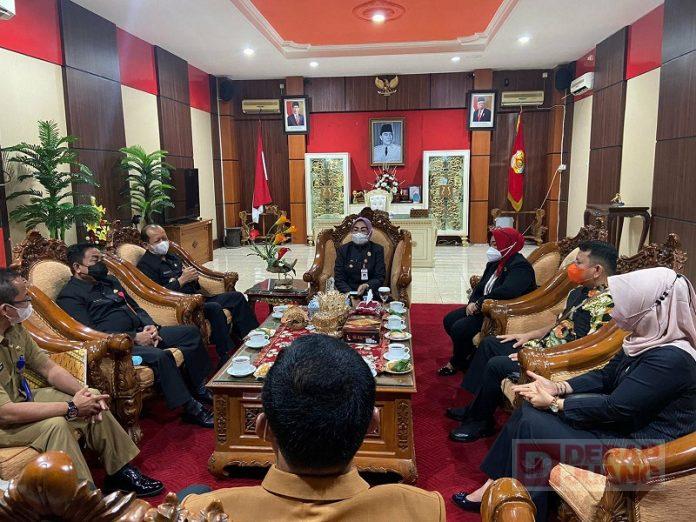 Bupati Grobogan Minta Direksi BUMD Berani Berkompetisi