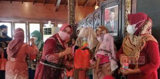 Cegah Stunting, Ratna Jelaskan Pentingnya Hidup Bersih dan Pemenuhan Gizi