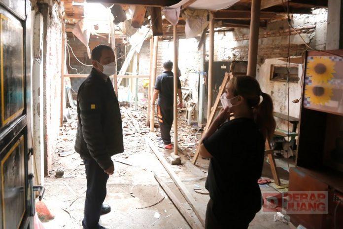 Dapat Laporan Rumah Roboh, Hendi Bergegas Lakukan Perbaikan