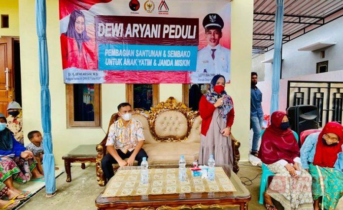 Dewi Aryani Gelar Santunan dan Pengobatan Gratis (2)