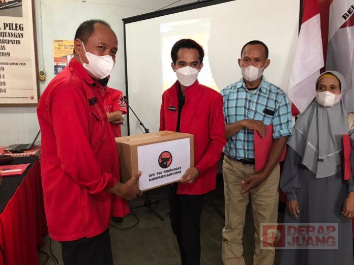 Ikuti Instruksi DPP, DPC Banyumas Serahkan Tali Asih Kepada Keluarga Kader yang Meninggal Akibat Covid-19