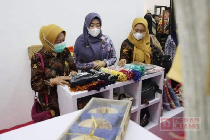 Inggit Soraya Sambut Rombongan Tulungagung untuk Kaji Terap Industri Batik
