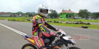 Jelang Roadrace 2021, Susetya Fasilitasi Latihan Casytha Manahadap Team di Sirkuit Boyolali