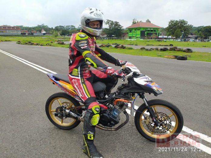 Jelang Roadrace 2021, Susetya Fasilitasi Latihan Casytha Manahadap Team di Sirkuit Boyolali