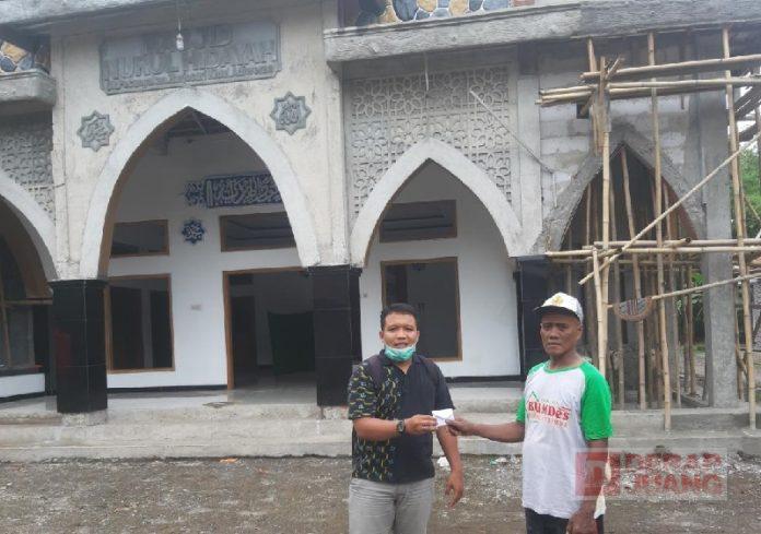 Komunitas Juang Tegal Bantu Pembangunan Masjid Nurul Hidayah