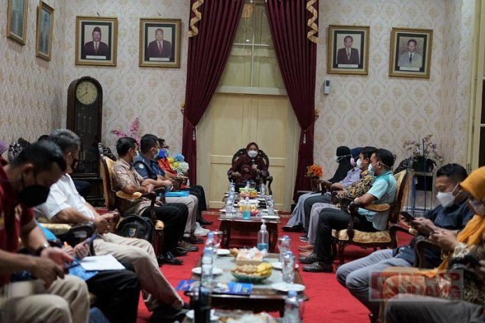 Mbak Eisti Hasil Ini Demi Kebaikan Bersama, Buruh dan Pengusaha