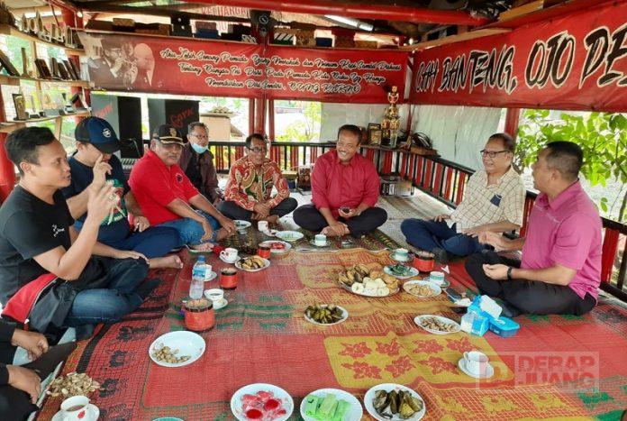 Panaskan Mesin Partai, Harris Turino Sambangi Kader di Kandang Banteng