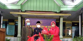 Peringati Hari Pahlawan, Kadarwati Lakukan Baksos dan Ziarah Makam Pahlawan