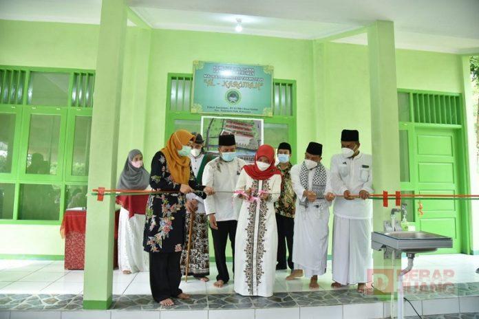 Ristawati Madrasah Diniyah Untuk Membentuk Karakter